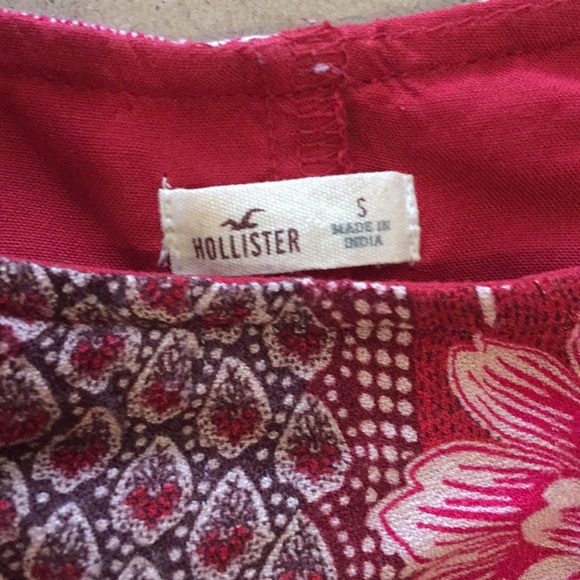 Cold Shoulder Dress - Picture 2 of 4